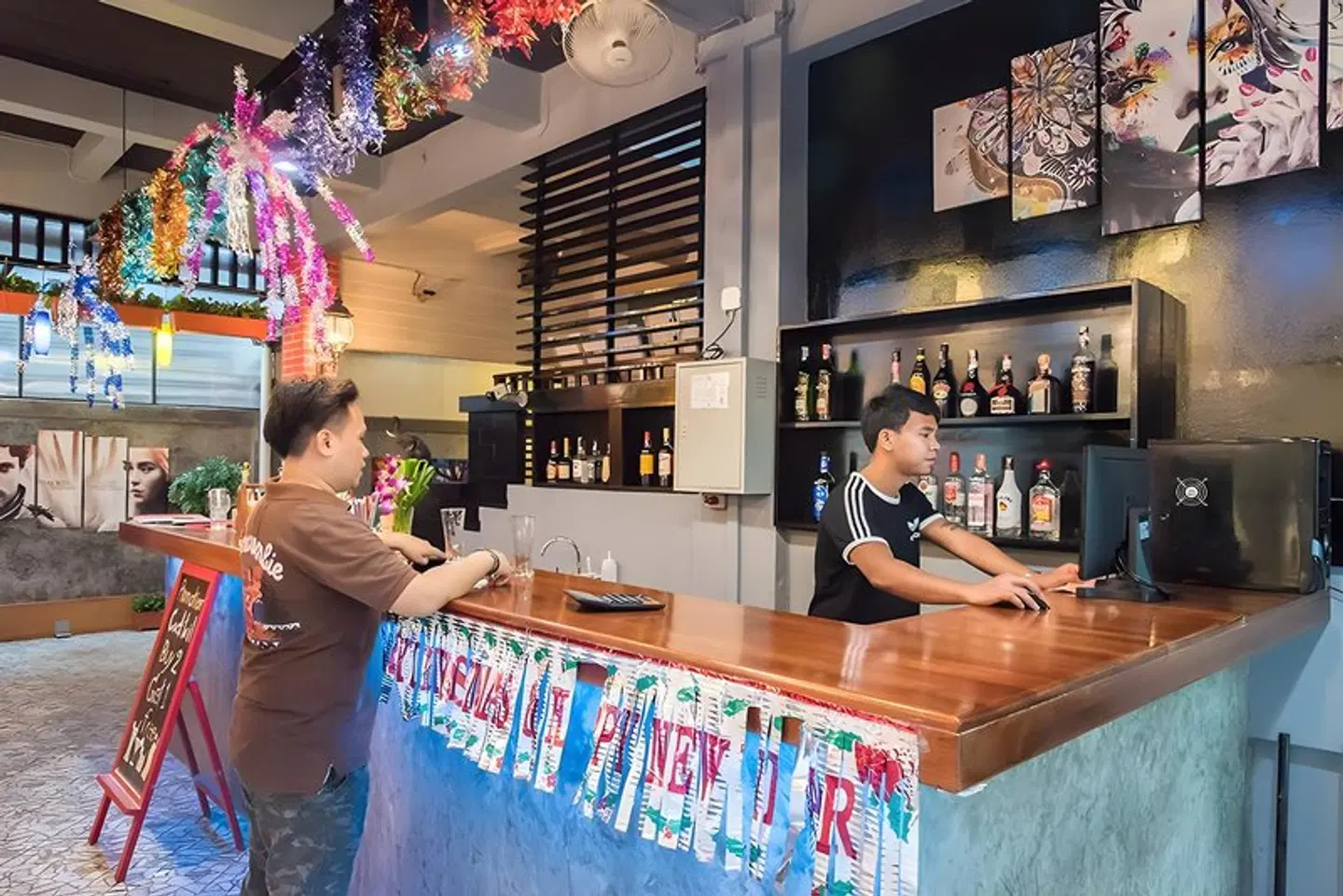 Khaosan Art Hotel Bar