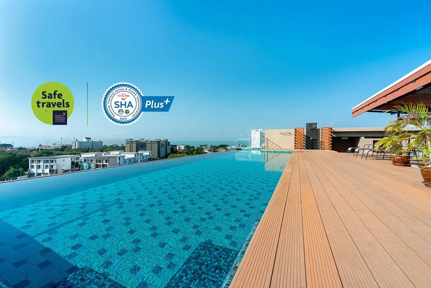 LawinTa Hotel Pattaya OUTDOOR_POOL