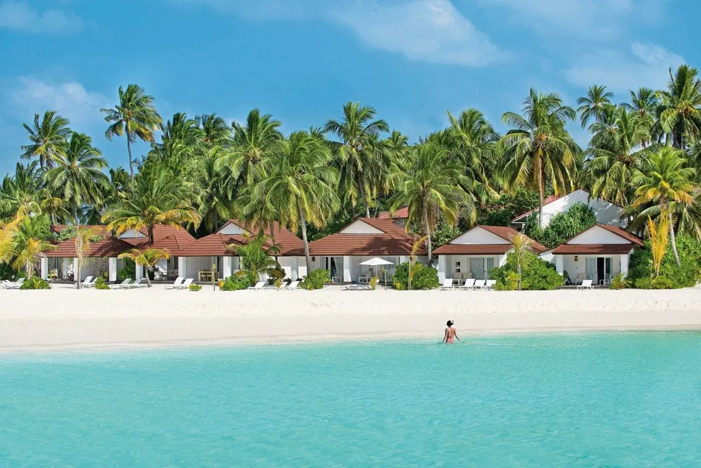 Diamonds Thudufushi Strand