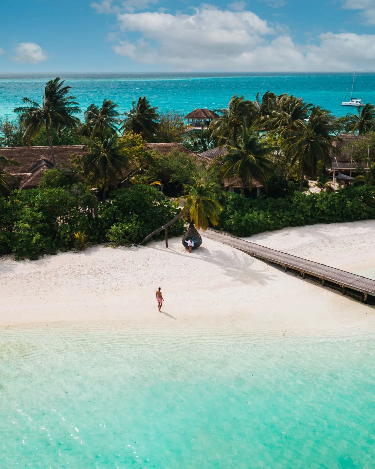 LUX* South Ari Atoll Strand