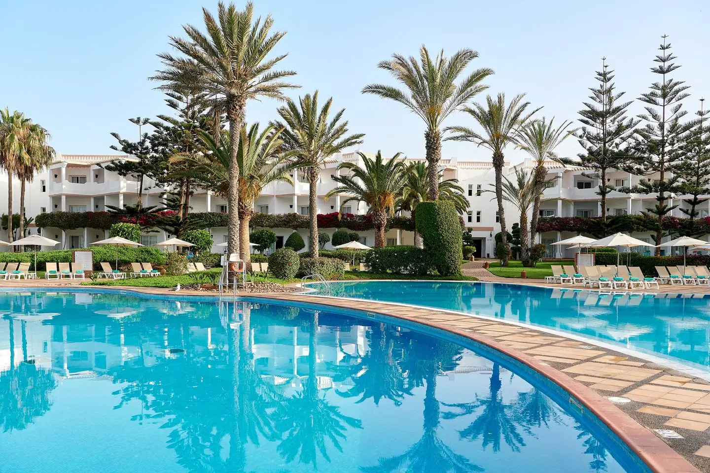Iberostar Waves Founty Beach OUTDOOR_POOL