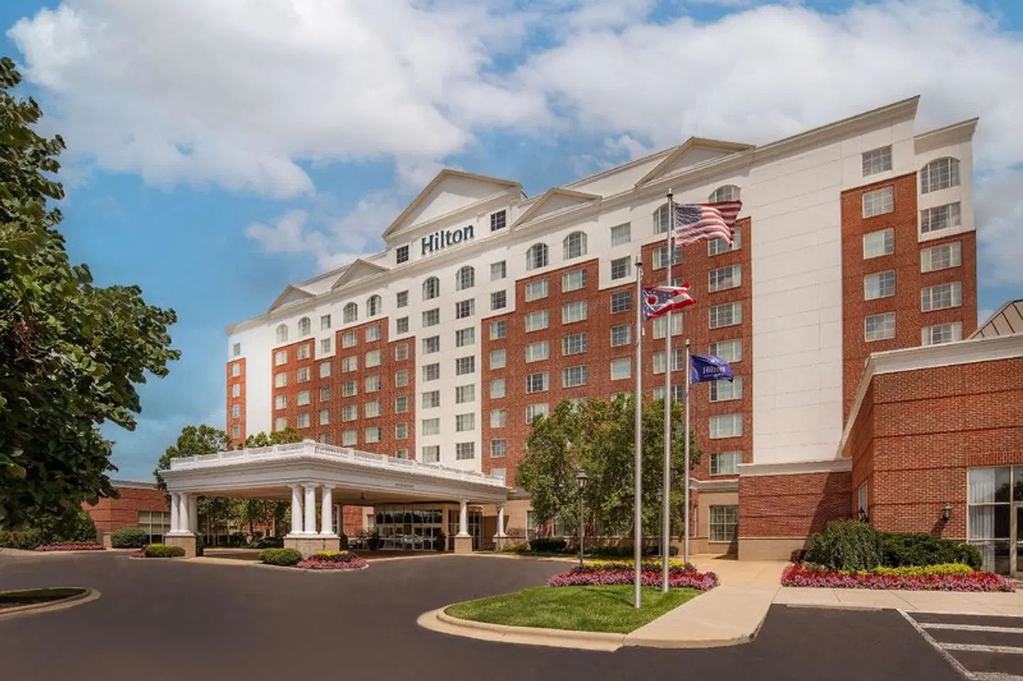 Hilton Columbus/Polaris EXTERIOR