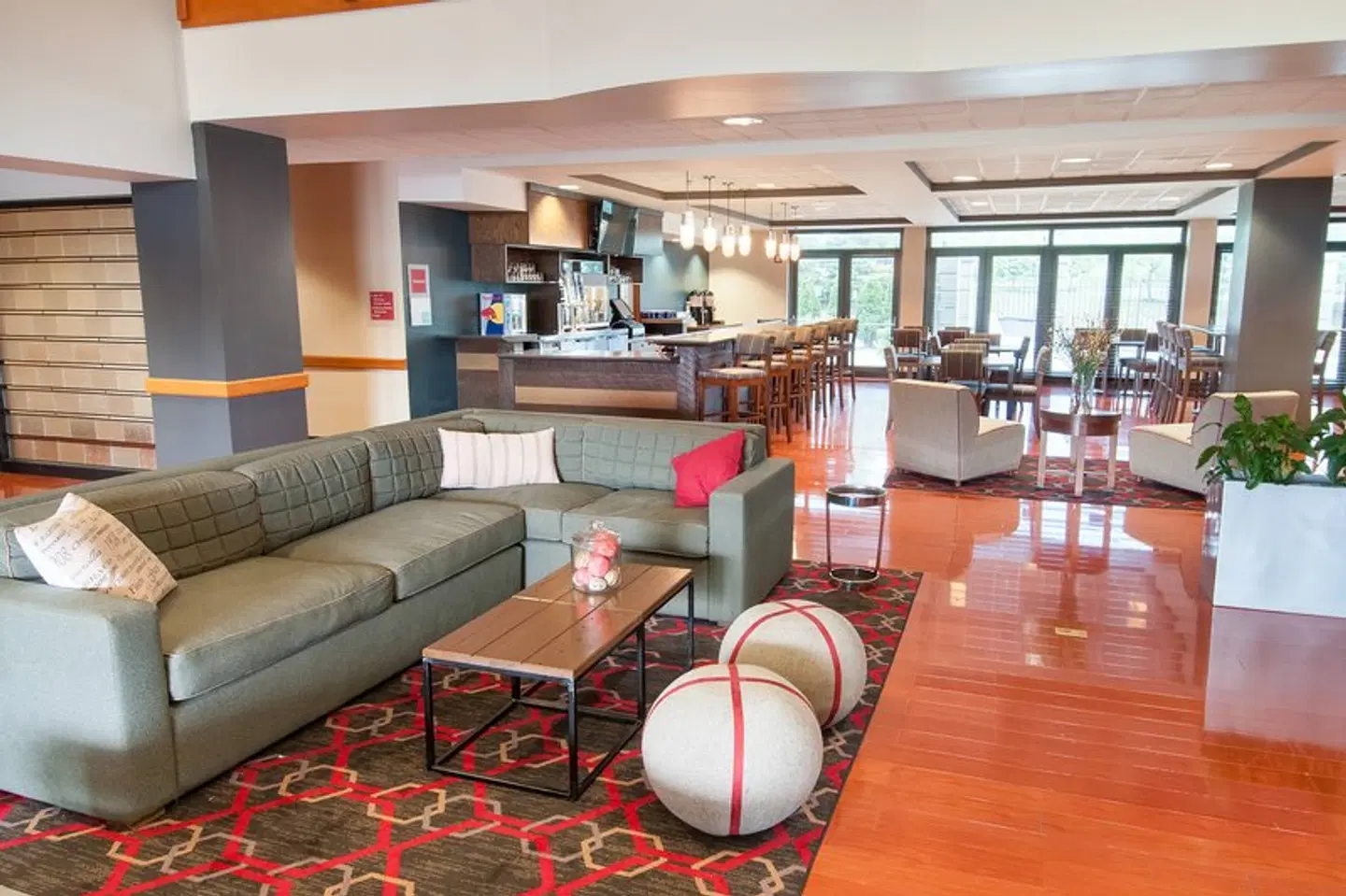 Four Points by Sheraton Columbus-Polaris Bar