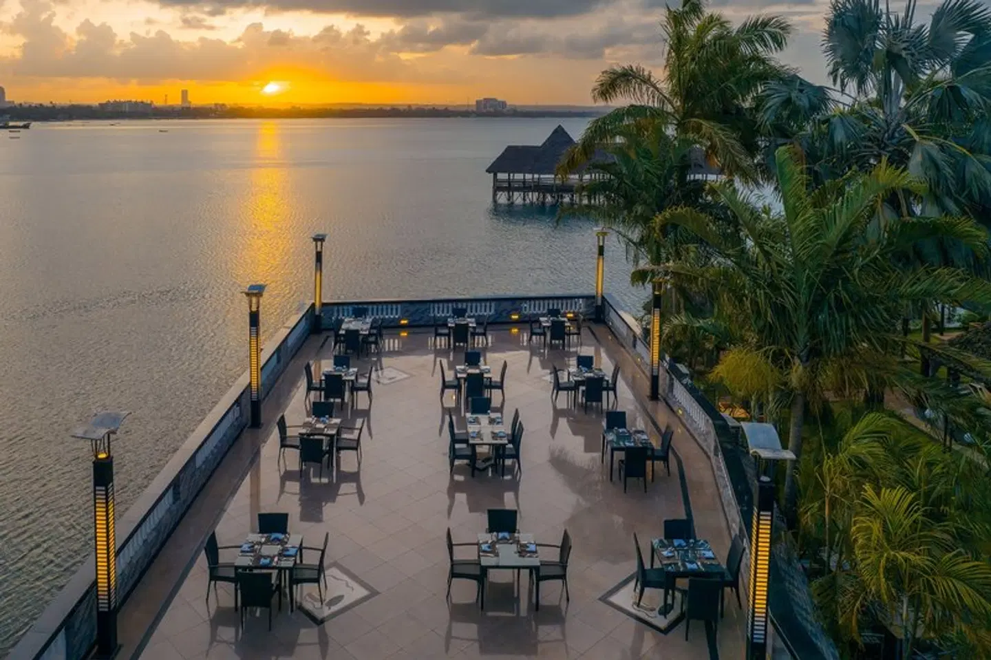 Delta Hotels by Marriott Dar es Salaam Terrasse