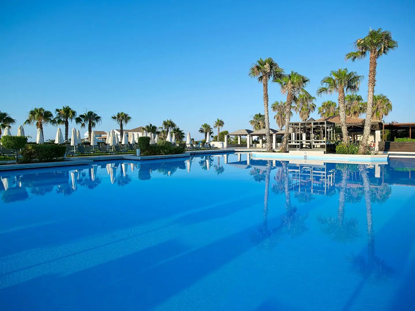 Mitsis Royal Mare OUTDOOR_POOL