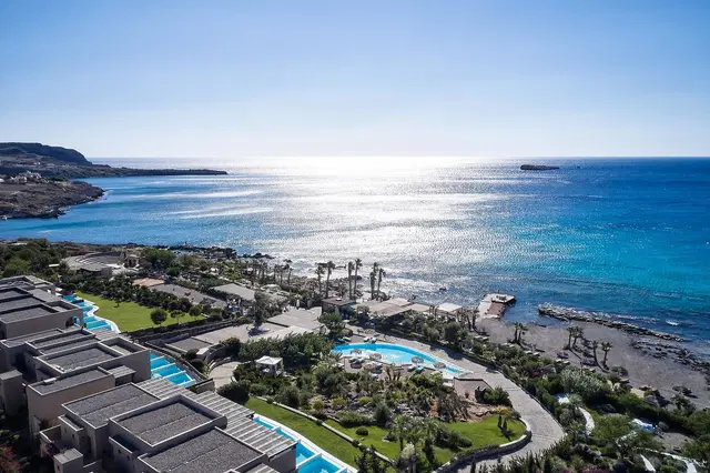 Aquagrand Artistic Luxury Beach Resort EXTERIOR