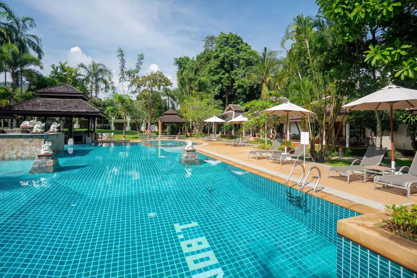 The Leaf on the Sands by Katathani OUTDOOR_POOL