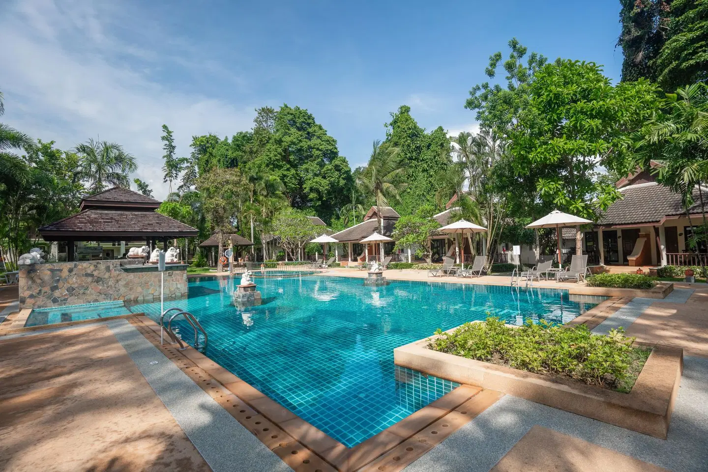 The Leaf on the Sands by Katathani OUTDOOR_POOL