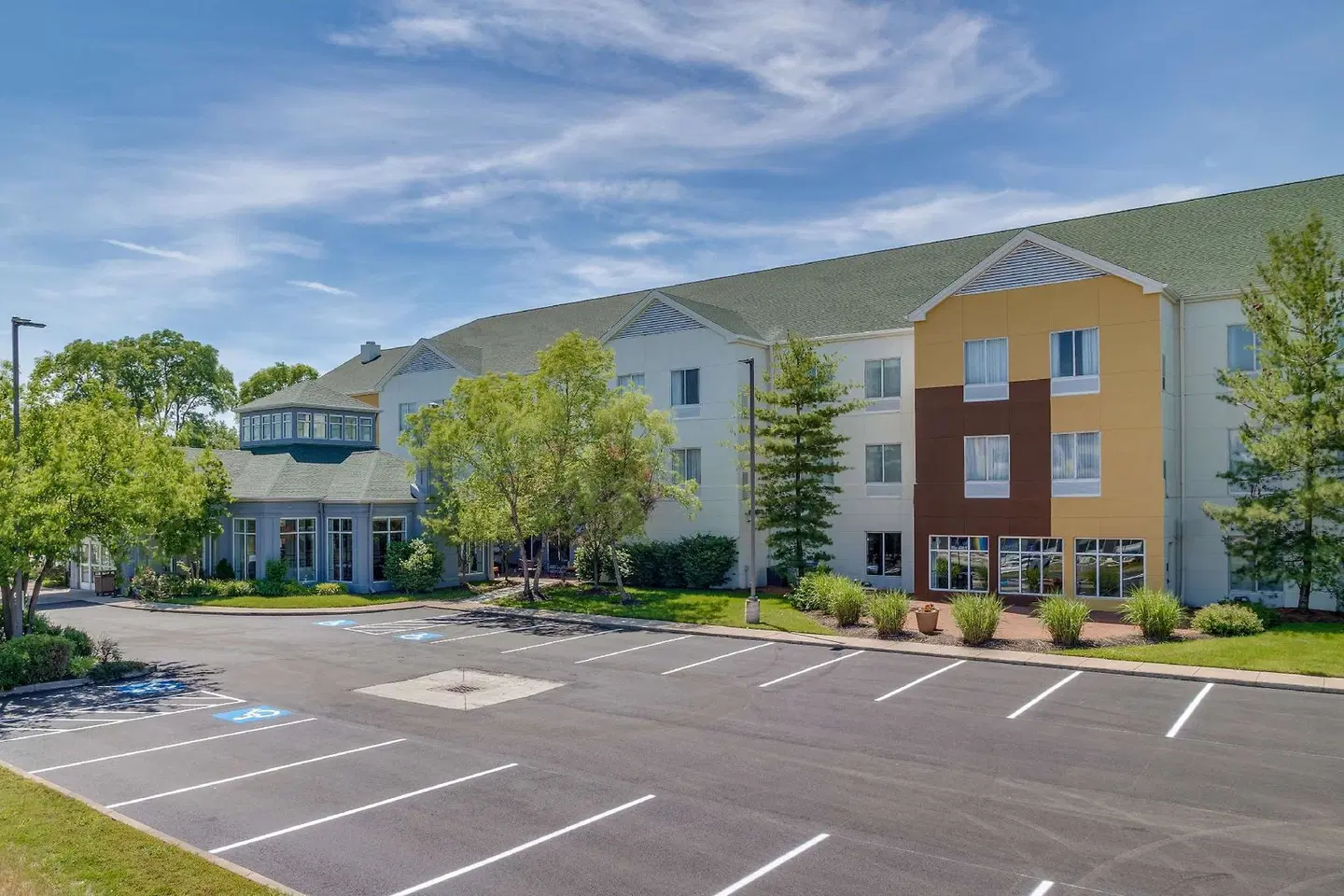 Hilton Garden Inn Cincinnati/Sharonville EXTERIOR