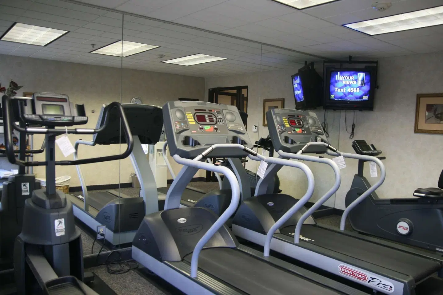 Hampton Inn Columbus-Airport SPORTS_AND_LEISURE