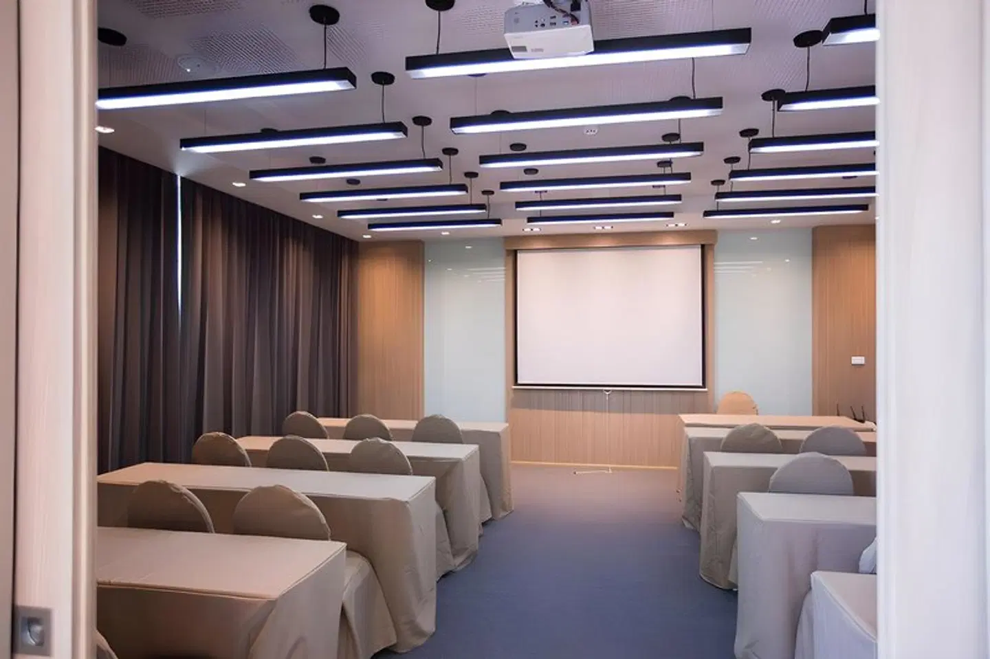 The Journey Hotel Laksi Konferenz