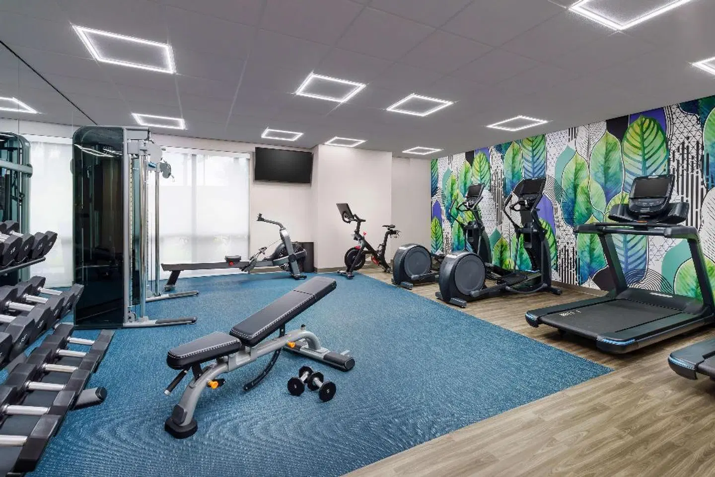 Hyatt Place across from Universal Orlando Resort SPORTS_AND_LEISURE