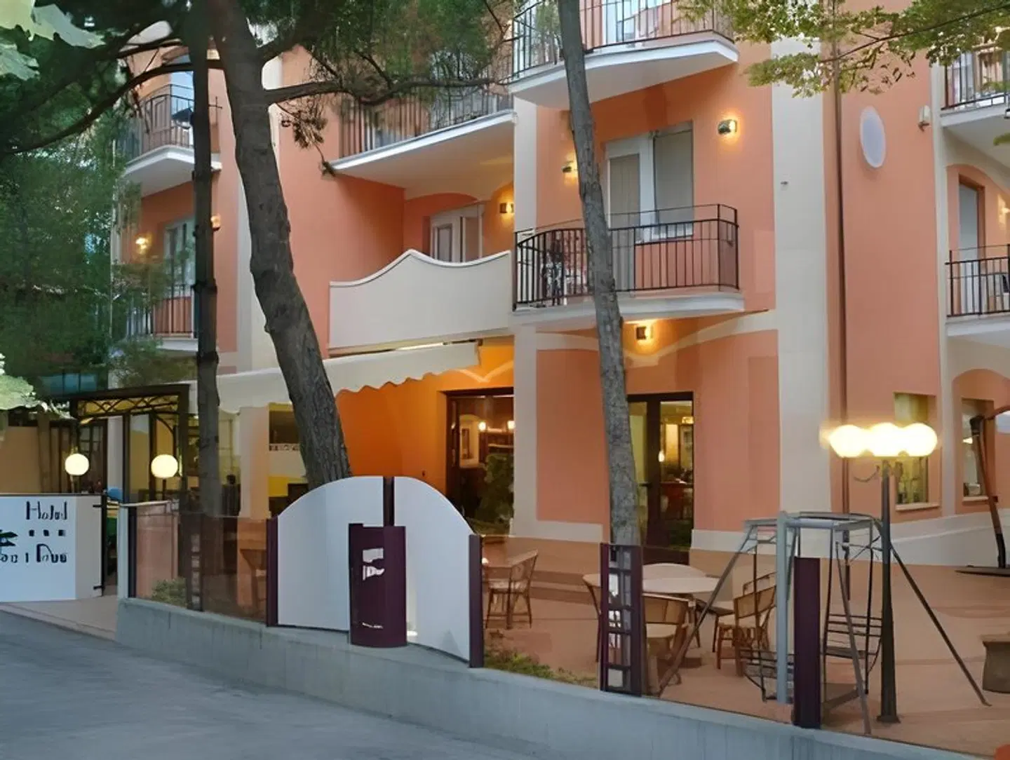 Fra I Pini EXTERIOR