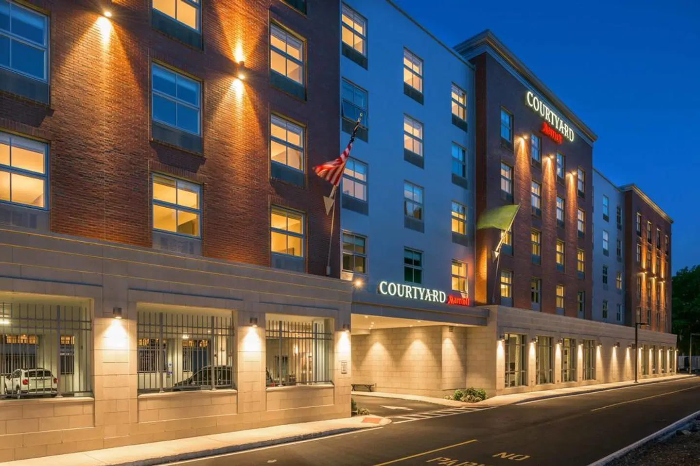 Courtyard by Marriott Edgewater NYC Area EXTERIOR