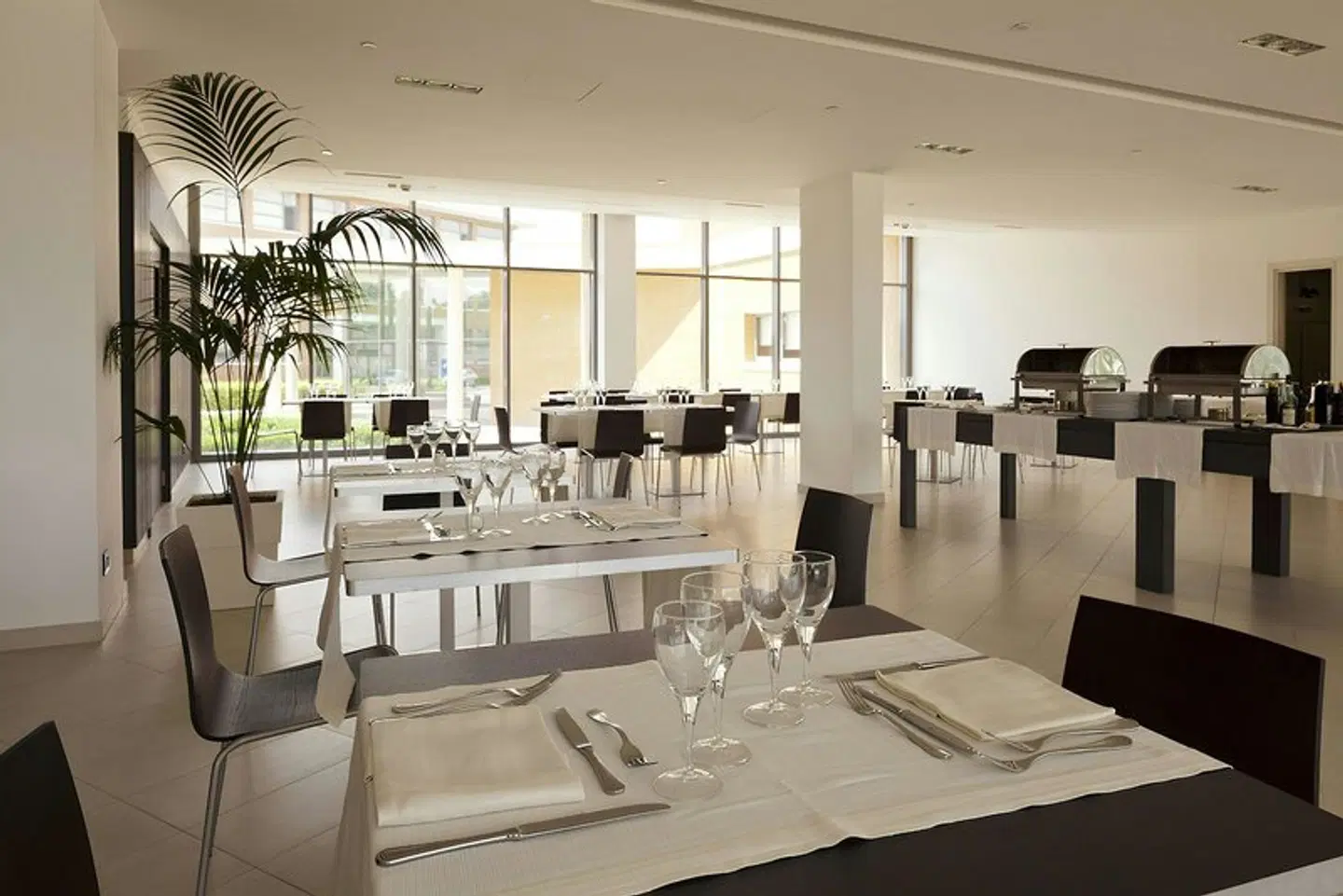 Inn Naples Airport Restaurant