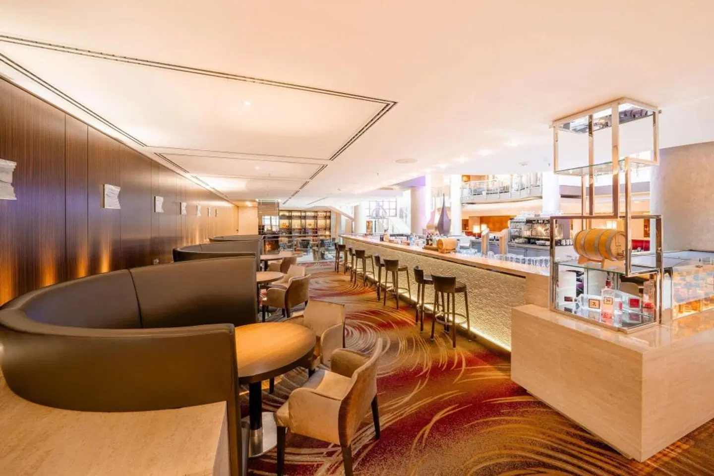 Hilton Berlin Bar