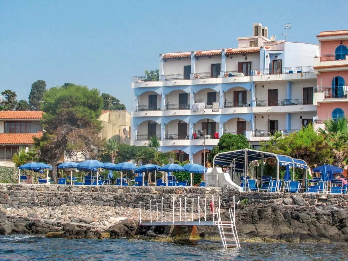 Kalos Hotel OUTDOOR_POOL
