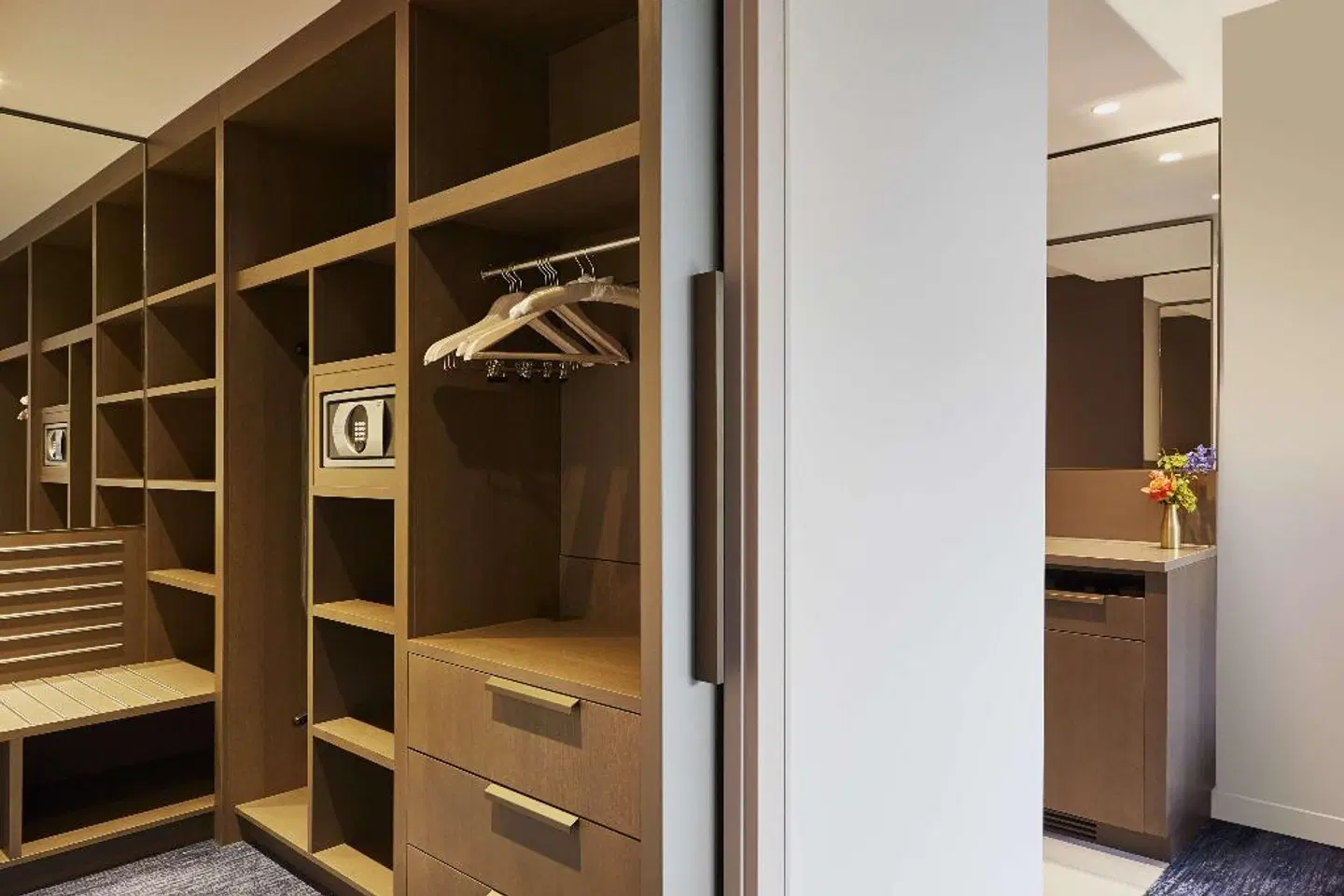 Hyatt Regency Amsterdam ROOM_EXAMPLE