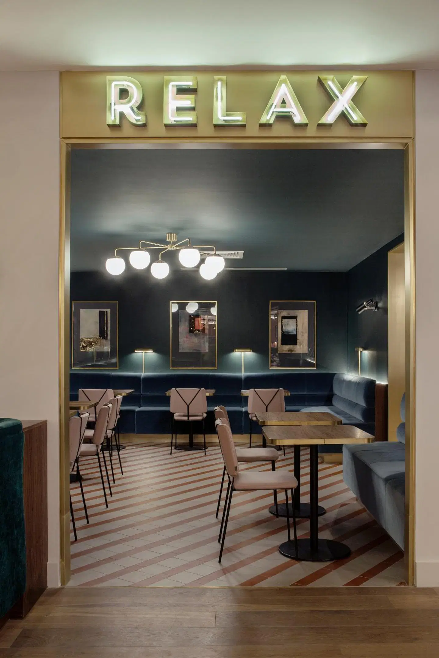 The Alex Hotel Bar