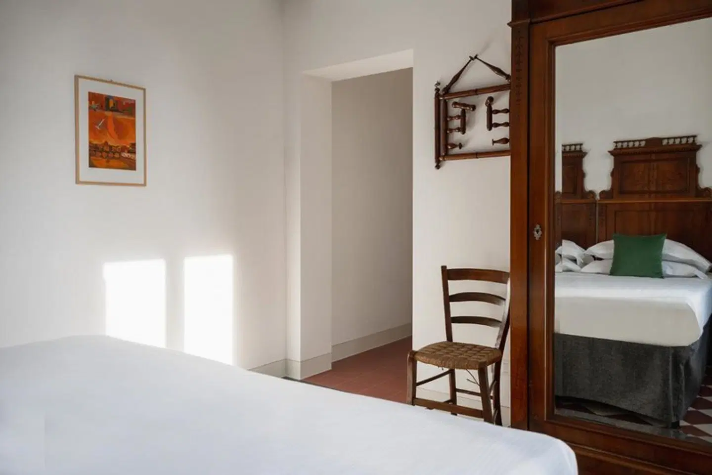 Select Suites & Spa ROOM_EXAMPLE
