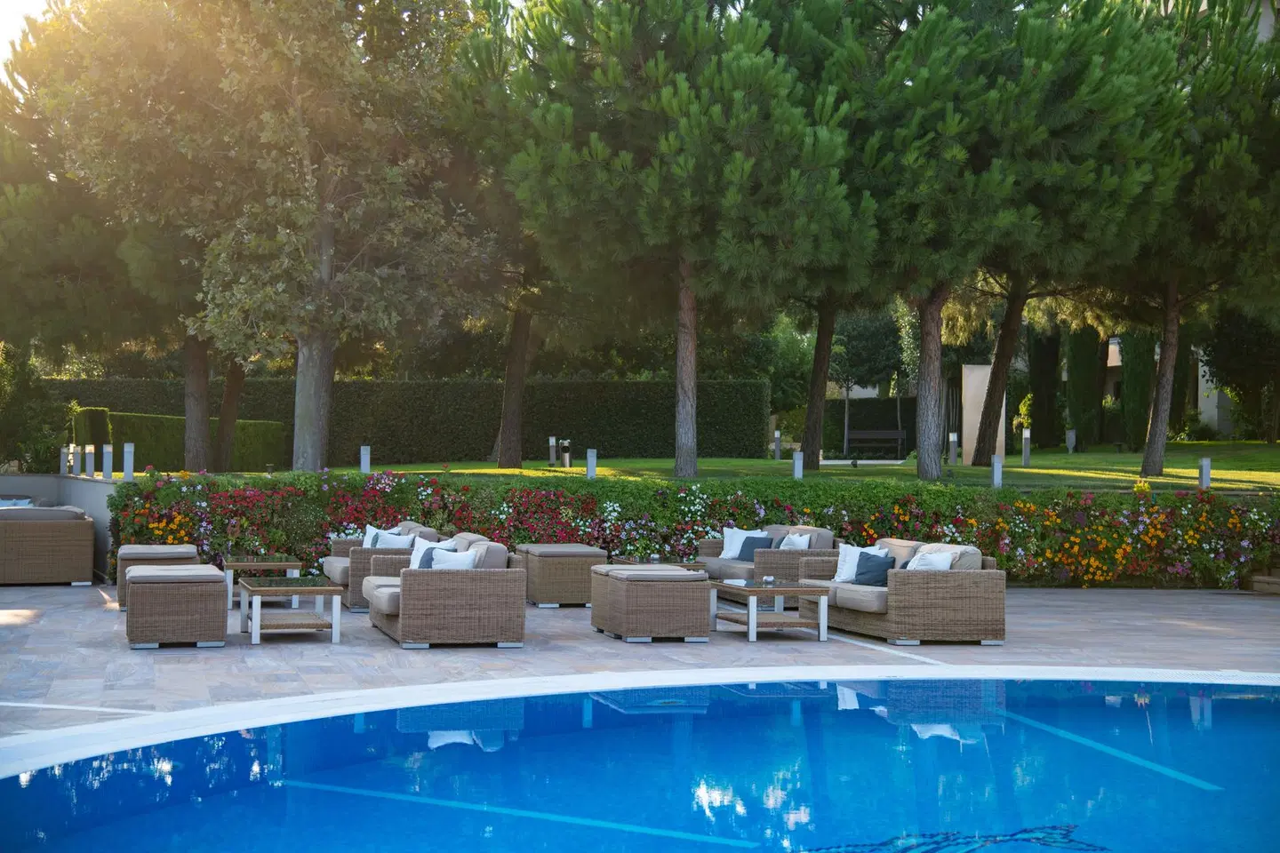 Pomegranate Wellness Spa Hotel OUTDOOR_POOL