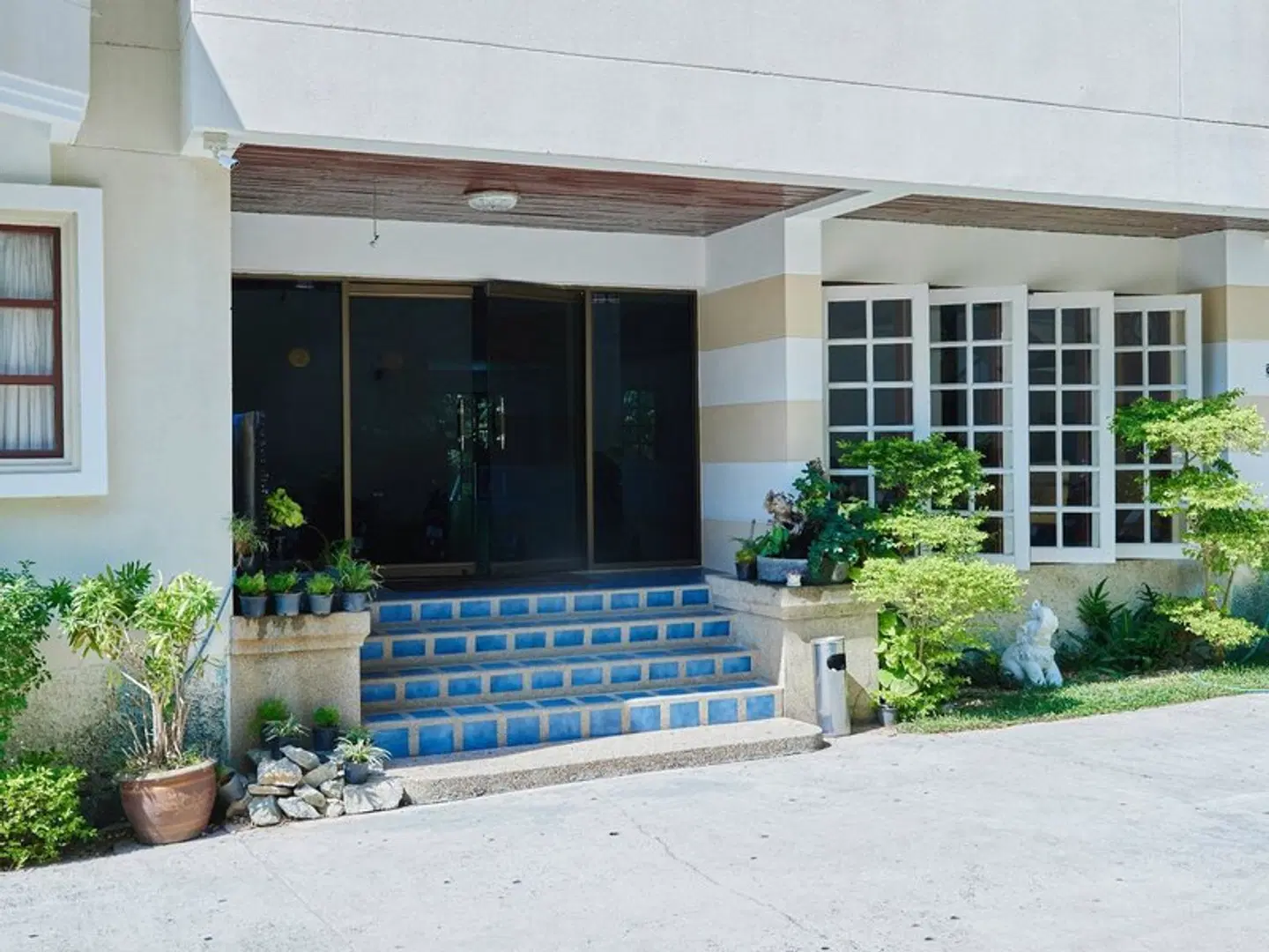 Hillside Resort Pattaya EXTERIOR
