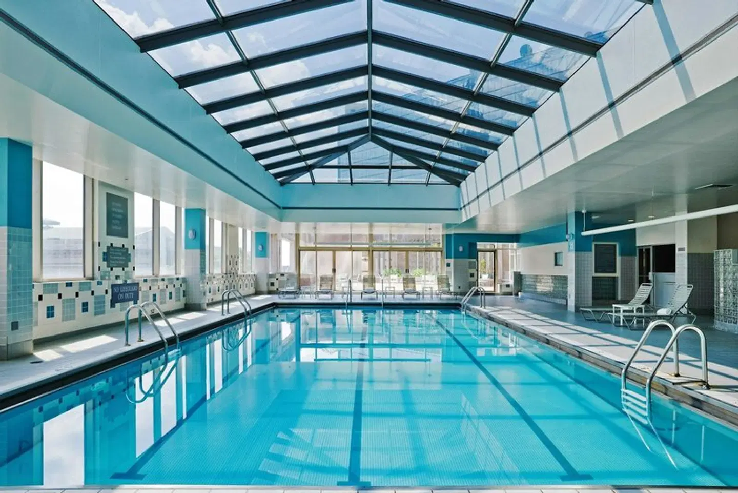 Sheraton Springfield Monarch Place Hotel Hallenbad