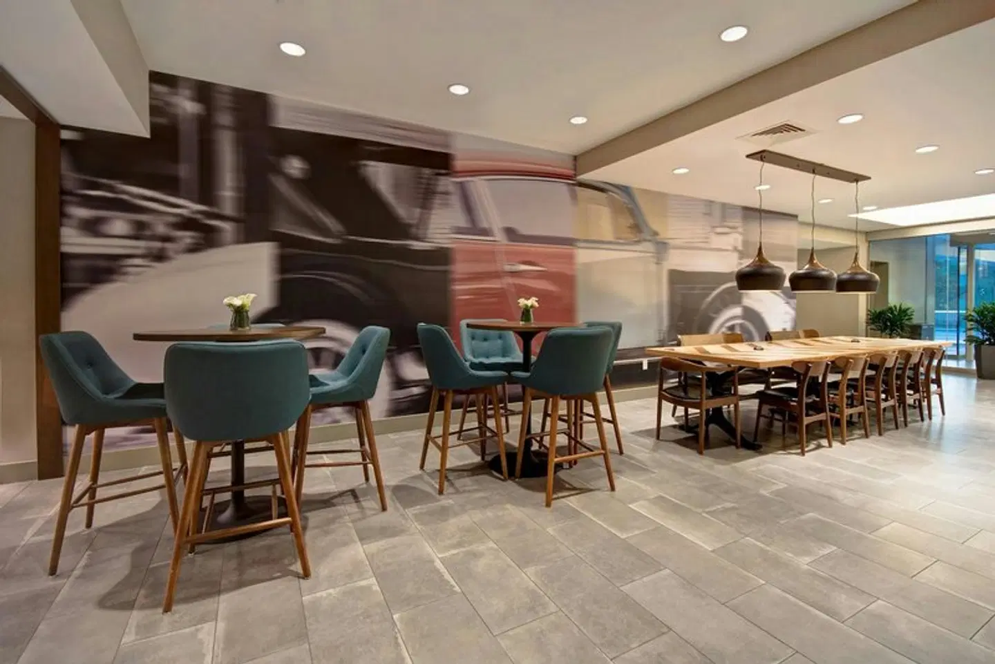 Four Points by Sheraton Boston Newton Restaurant