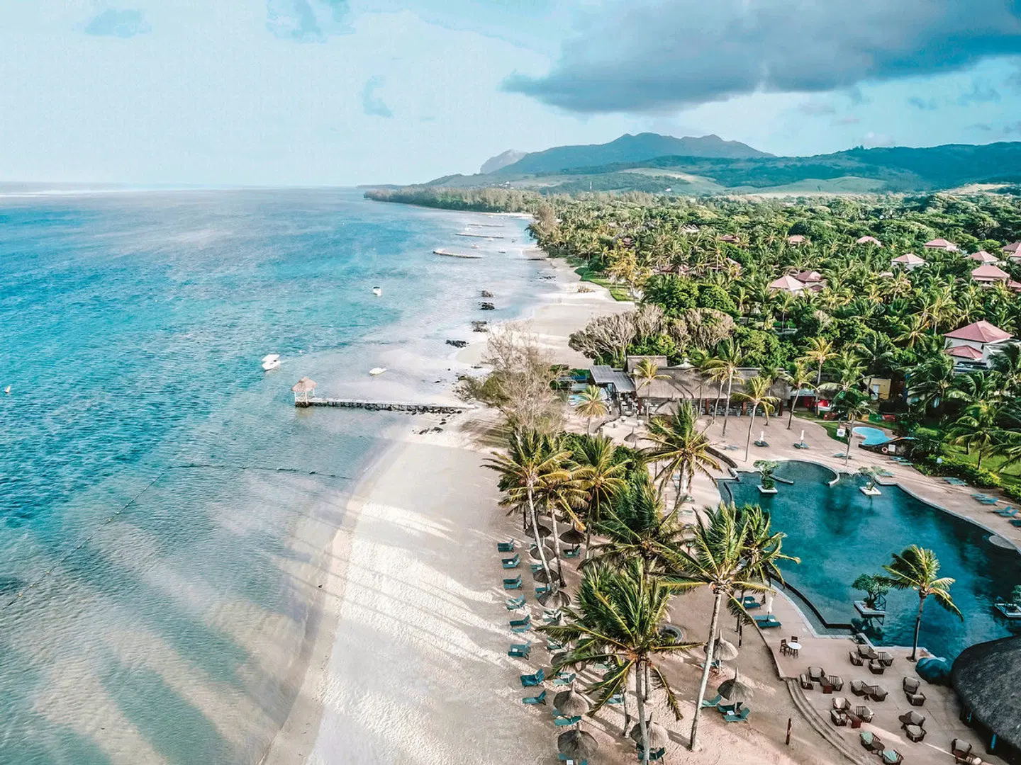 Outrigger Mauritius Resort & Spa BEACH