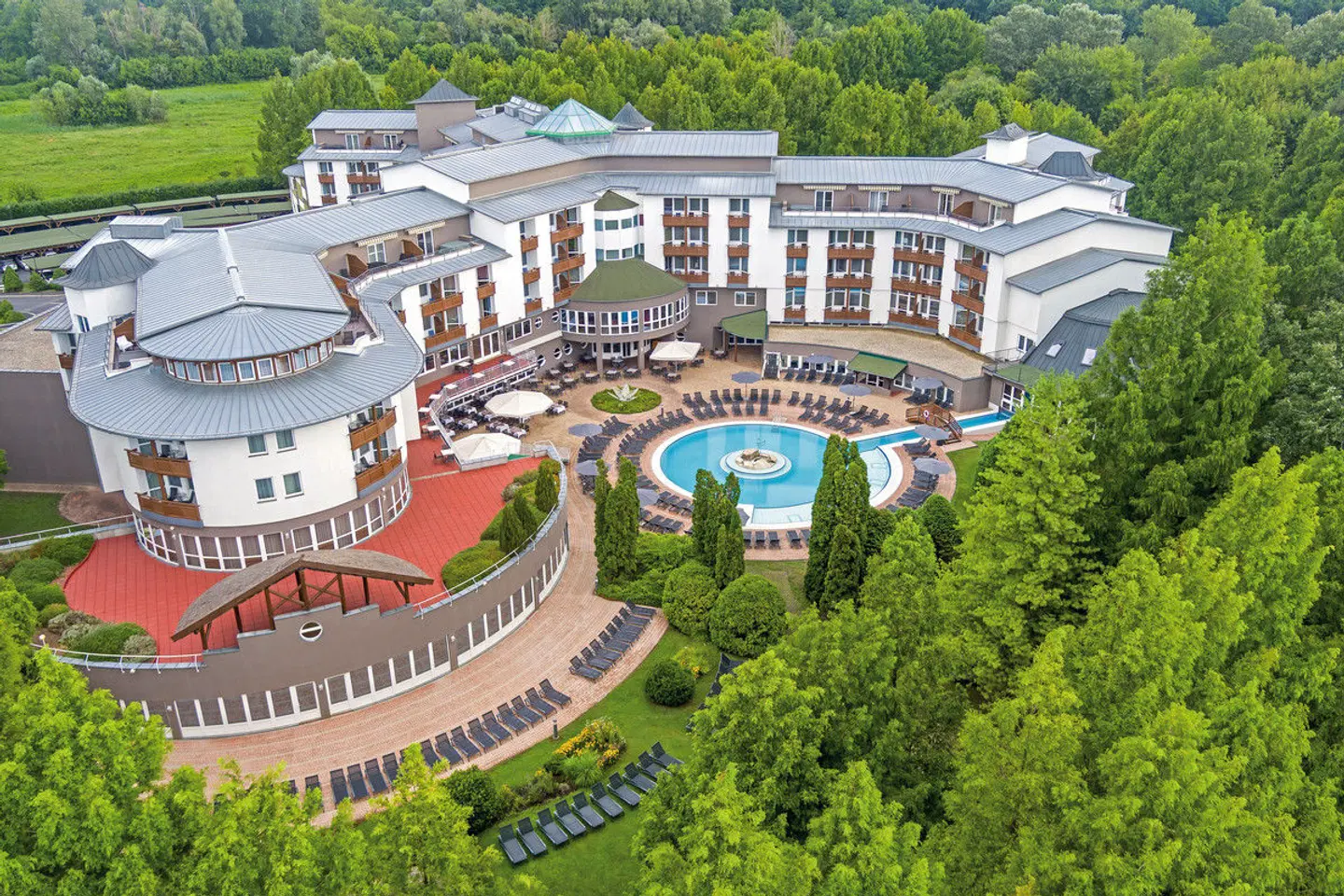 Lotus Therme Hotel & Spa EXTERIOR