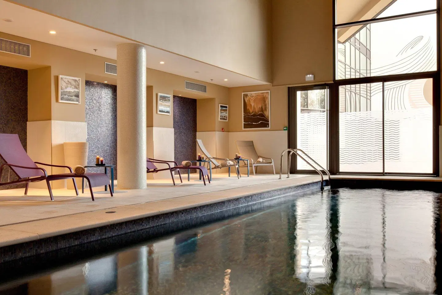 Renaissance Aix-en-Provence Hotel Hallenbad