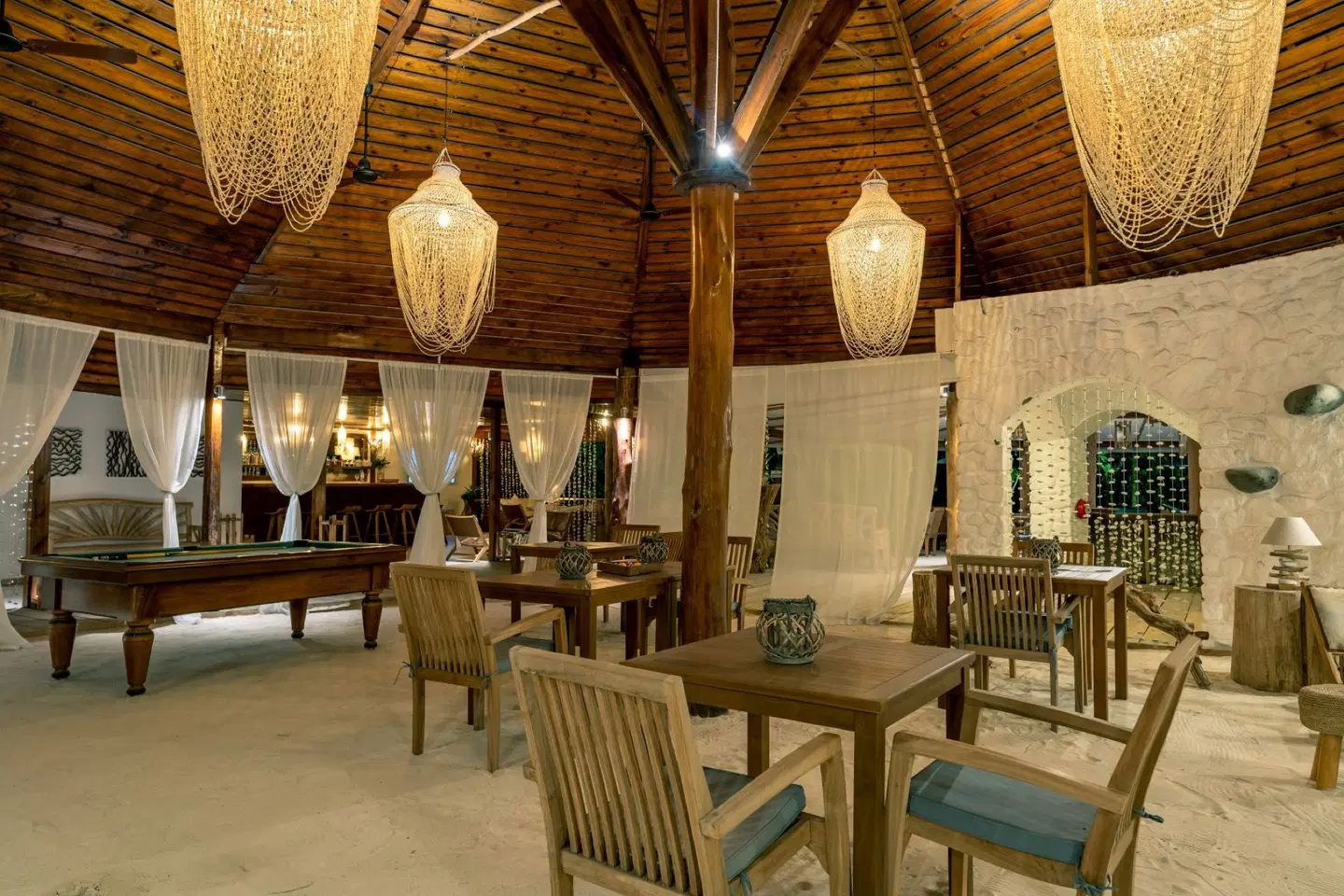 Bliss Hotel Praslin Restaurant