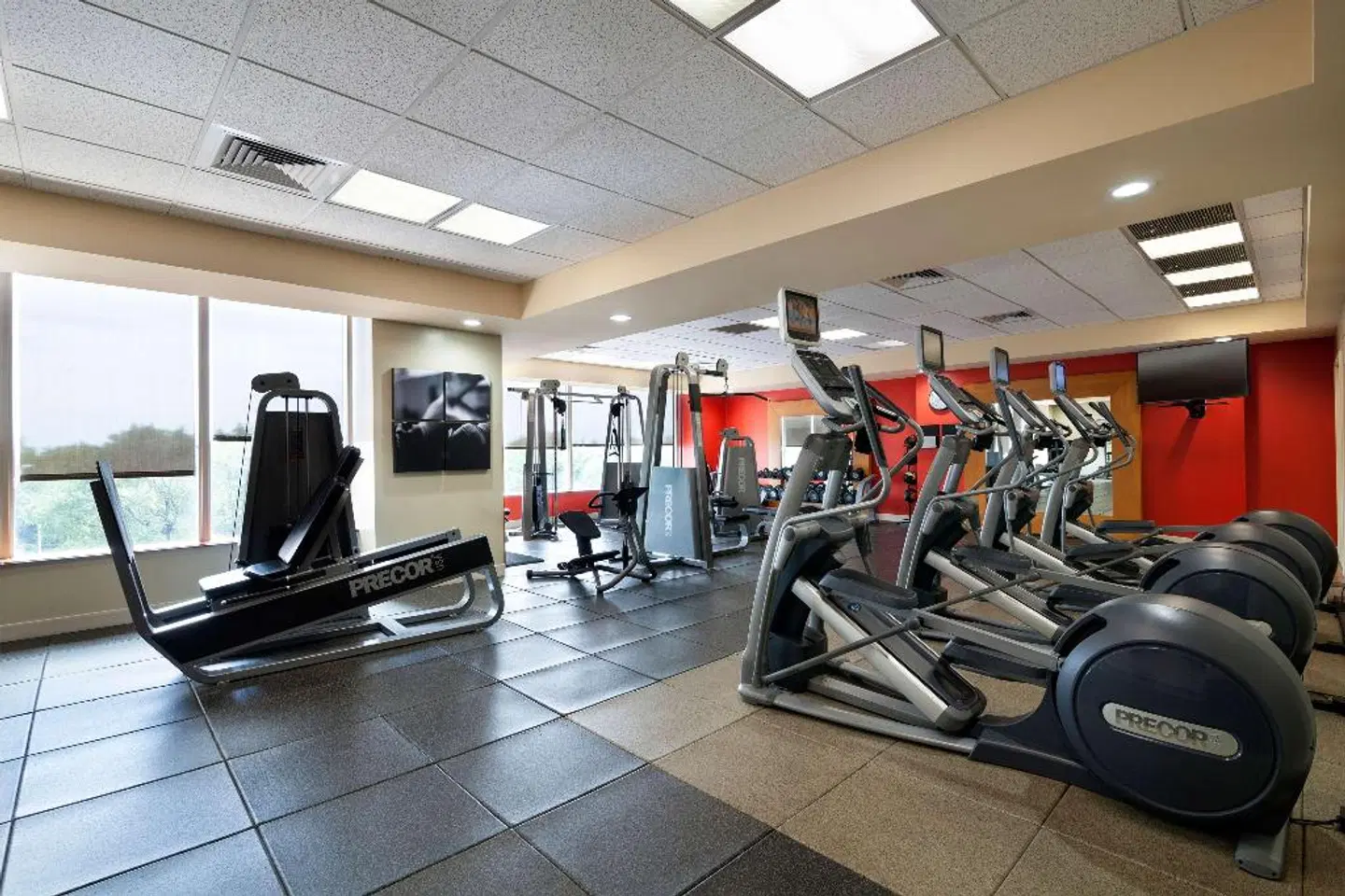 Radisson Hotel JFK Airport SPORTS_AND_LEISURE
