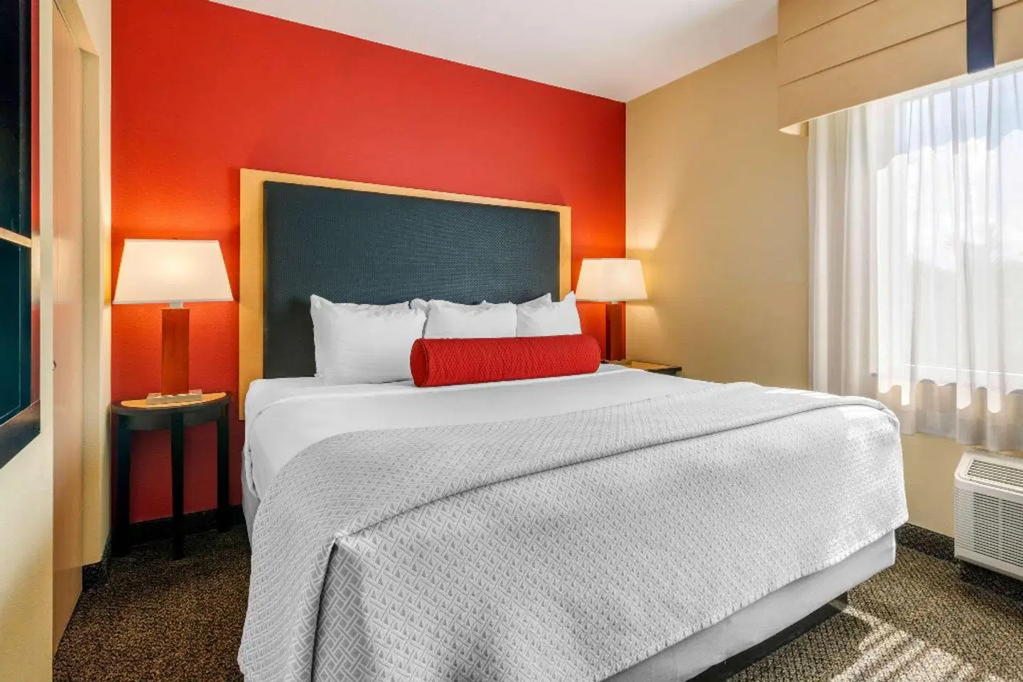 Cambria Suites Fort Lauderdale Airport South & Cruise Port ROOM_EXAMPLE