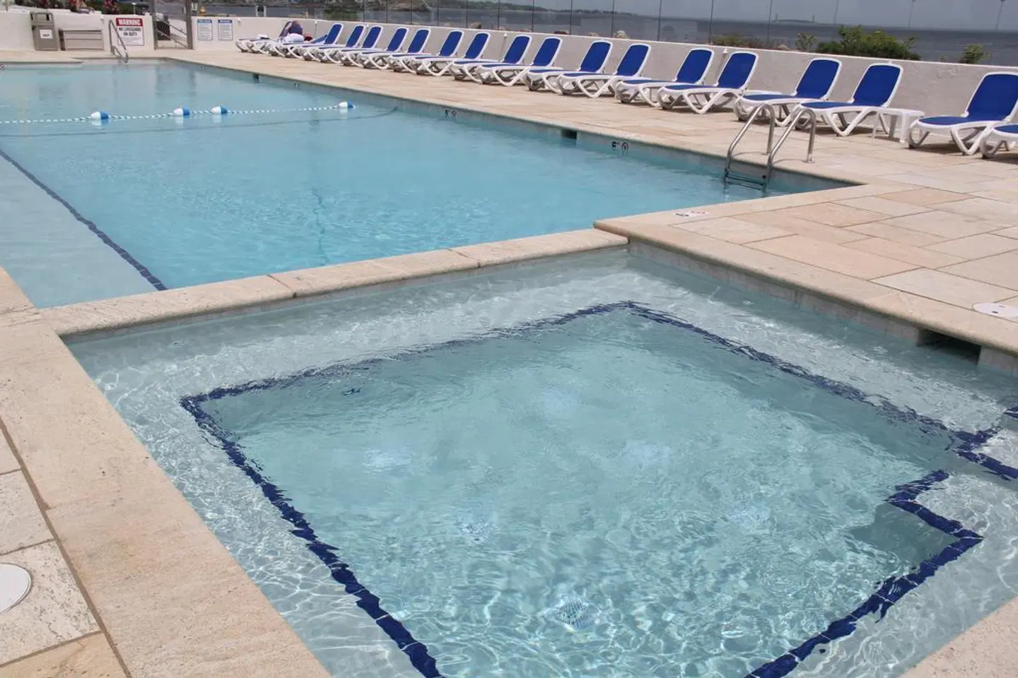 Ocean House Hotel at Bass Rocks OUTDOOR_POOL