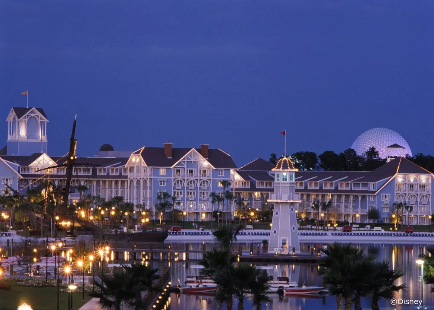 Disney's Beach Club Resort EXTERIOR