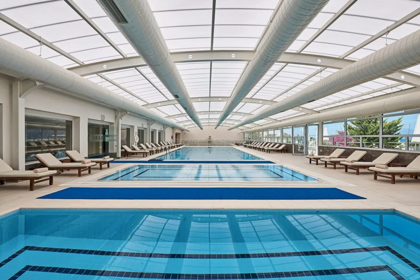 Altin Yunus Resort & Thermal Hotel INDOOR_POOL
