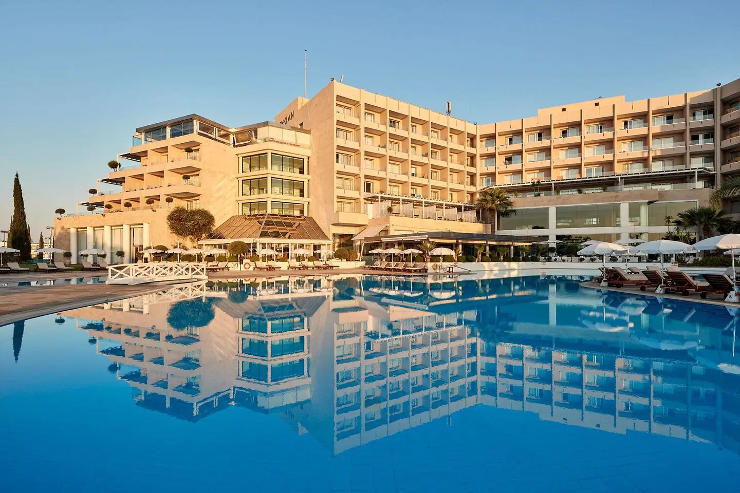 Grecian Park OUTDOOR_POOL