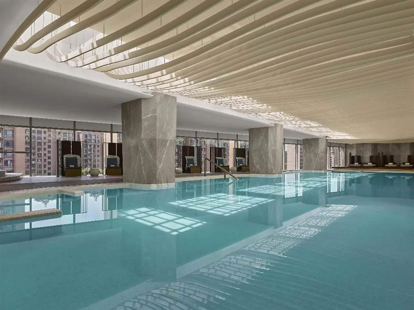 Hilton Shanghai Greater Hongqiao Hallenbad