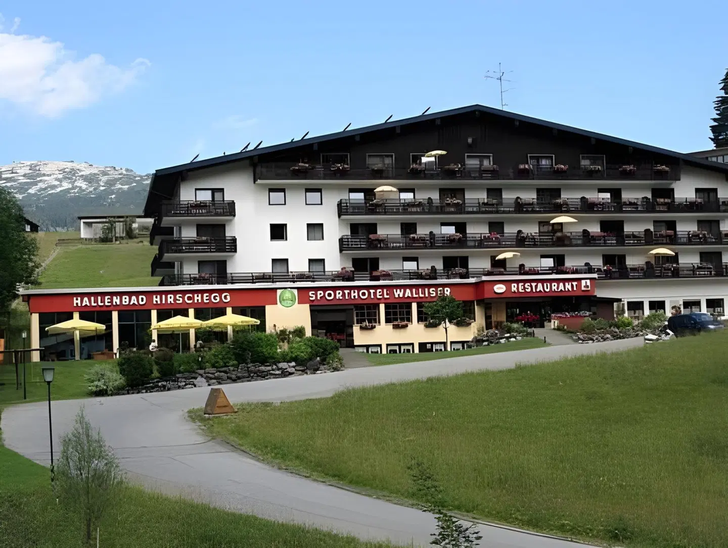 Sporthotel Walliser EXTERIOR