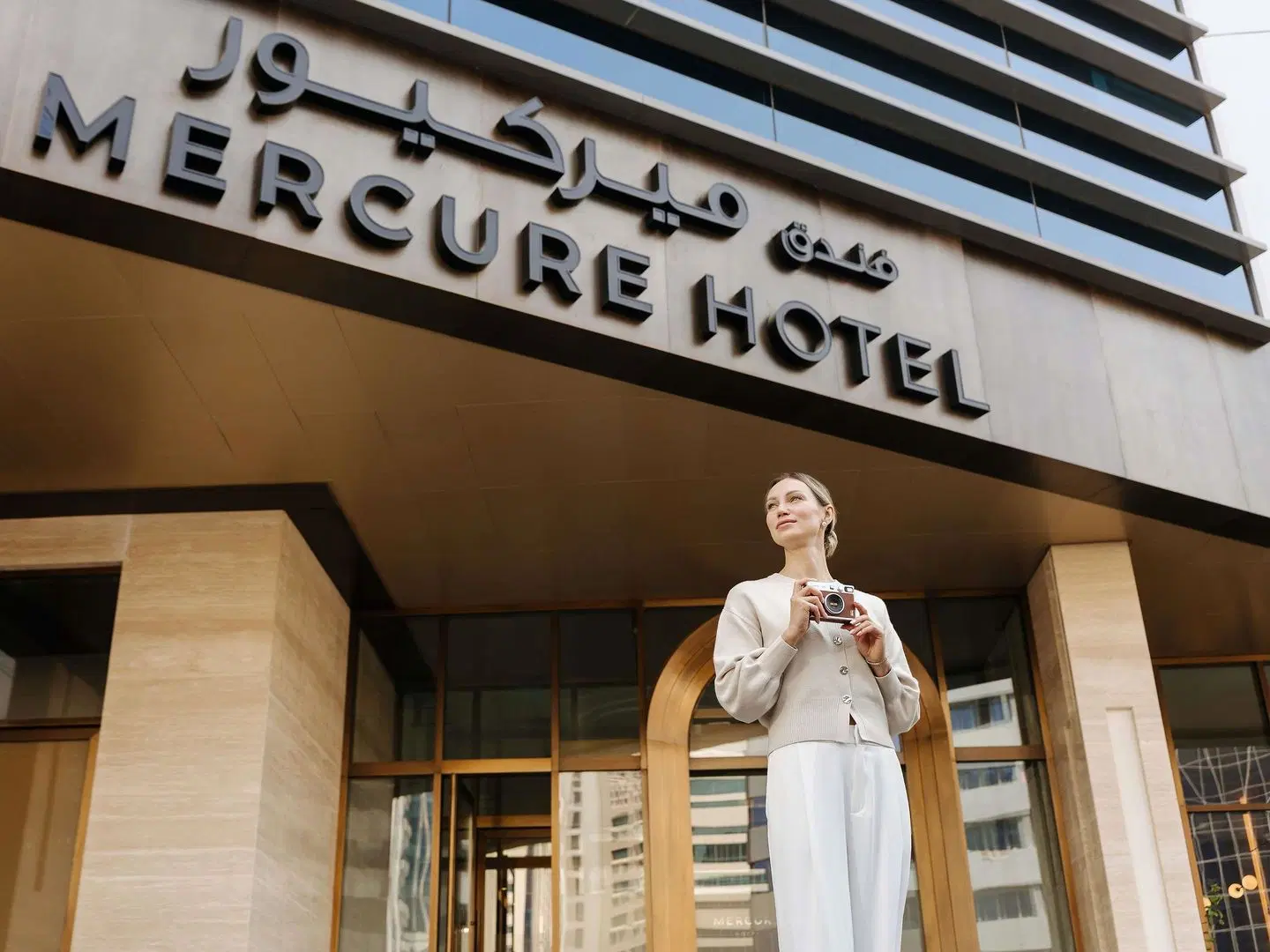 Mercure Abu Dhabi Downtown EXTERIOR