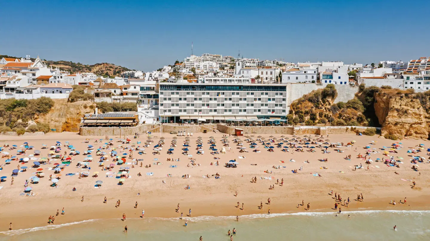 Sol e Mar Strand