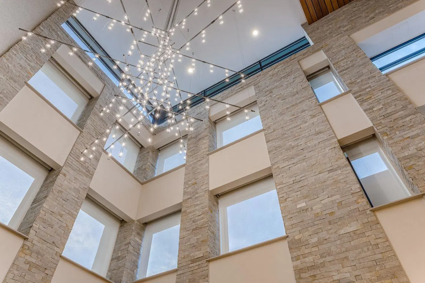 Holiday Inn Columbus by IHG LOUNGE_LOBBY