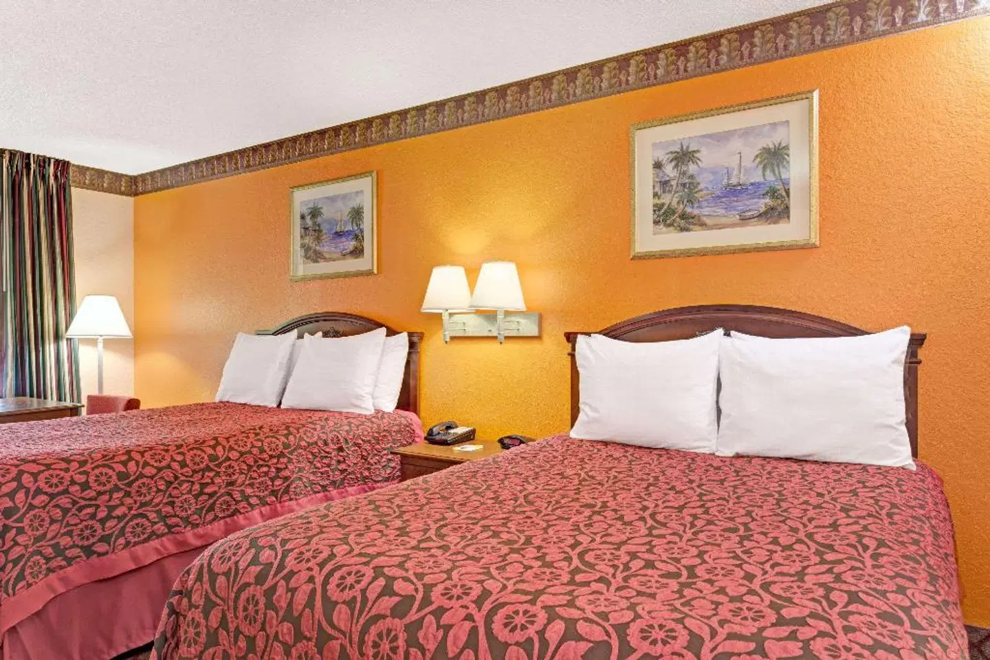Days Inn by Wyndham Daytona Beach Downtown ROOM_EXAMPLE