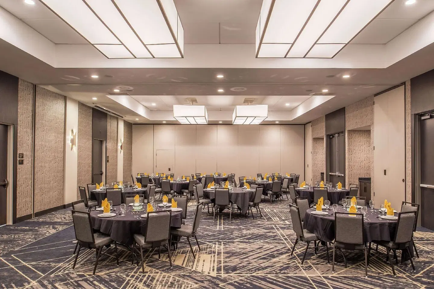 DoubleTree by Hilton Lafayette East Konferenz