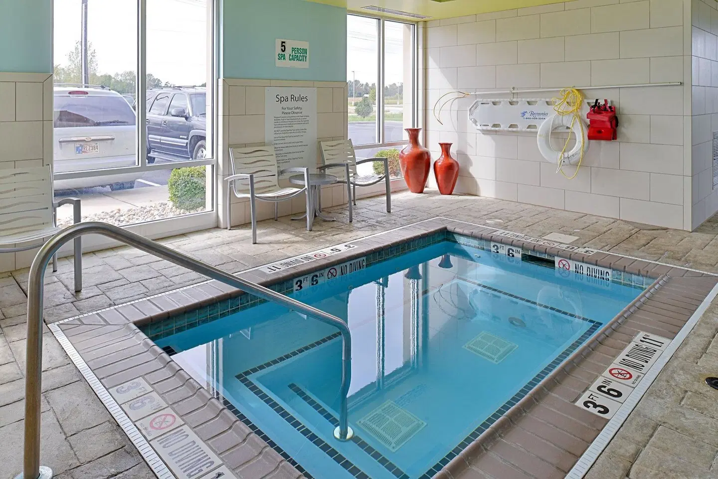 Holiday Inn Express & Suites Terre Haute by IHG Hallenbad