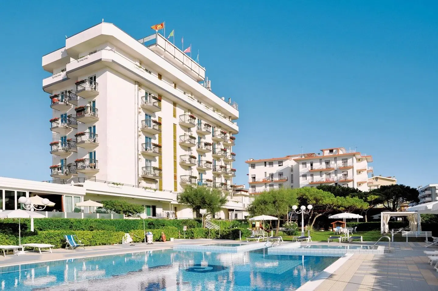 Hotel Beny EXTERIOR