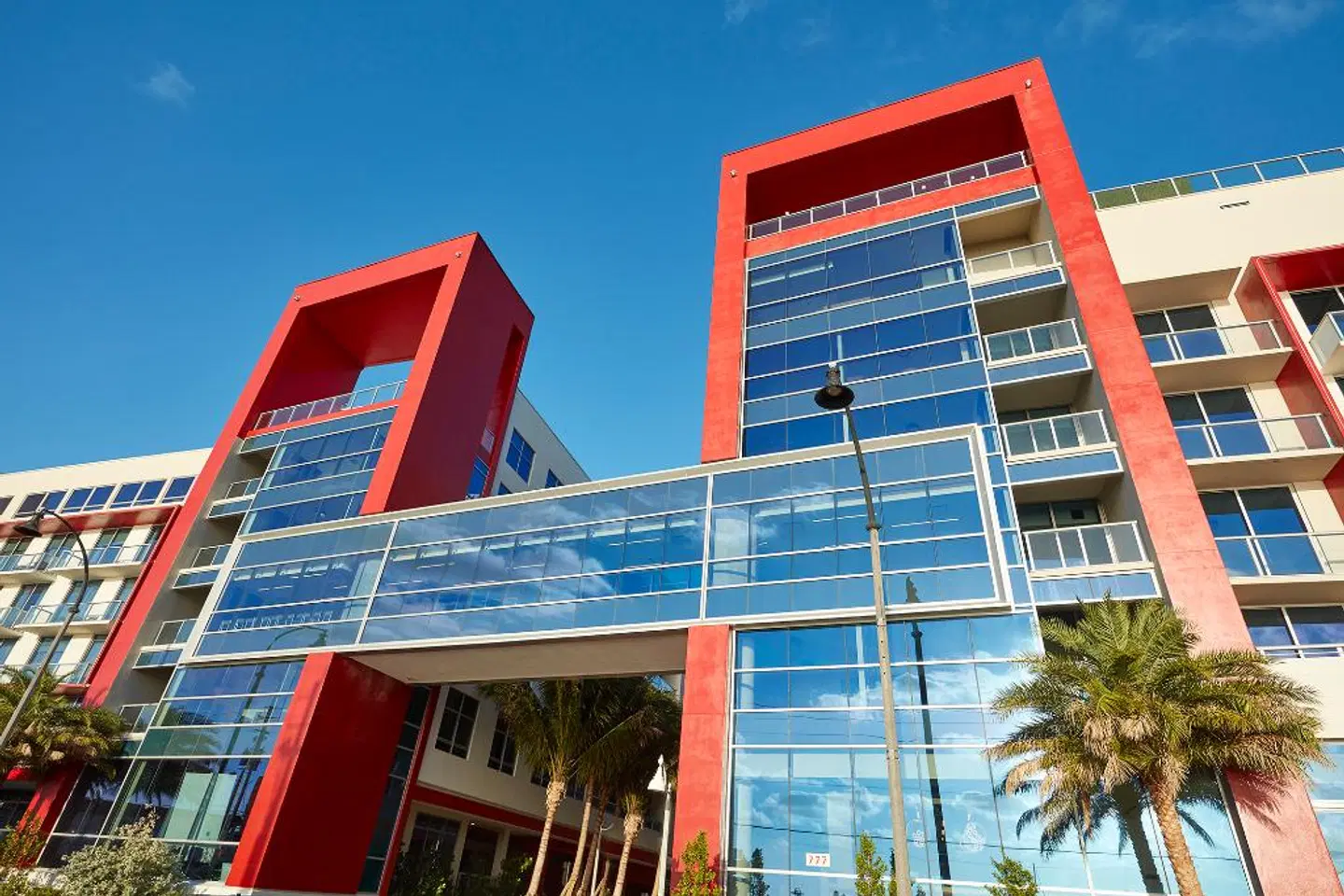 Costa Hollywood Beach Resort EXTERIOR