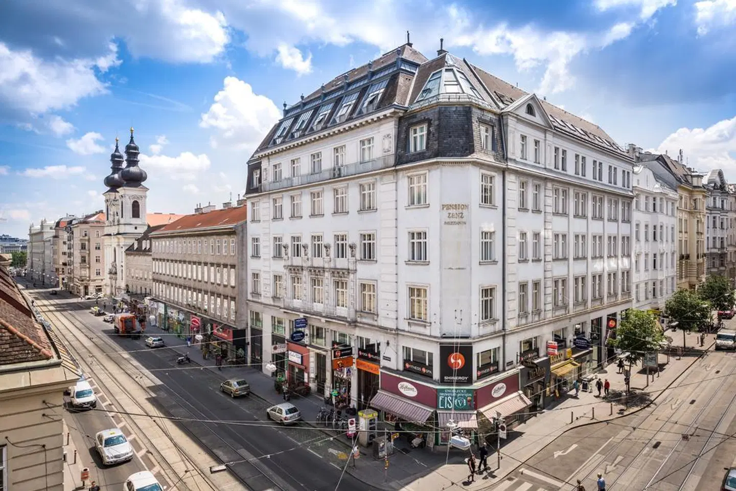 Hotel Pension Excellence EXTERIOR