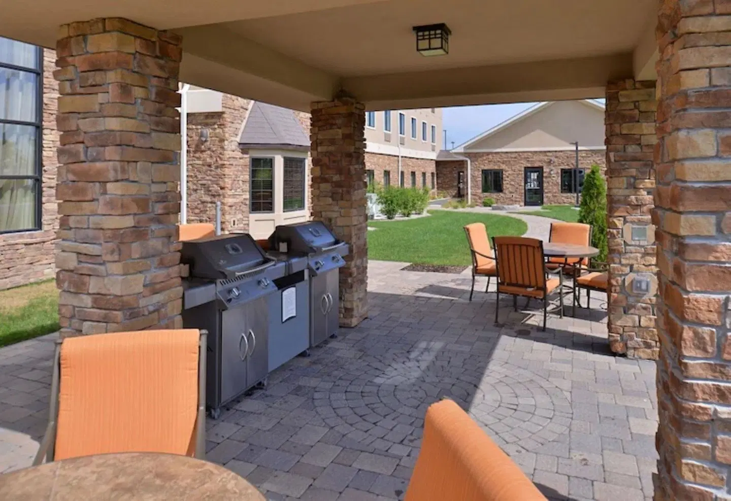 Staybridge Suites Merrillville by IHG Terrasse